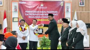 Hari Pertama KPU Majalengka Terima Pasangan Calon Bupati Dan Wakil Bupati Majalengka, Karna Sobahi – Koko Suyoko Periode 2024 – 2029.